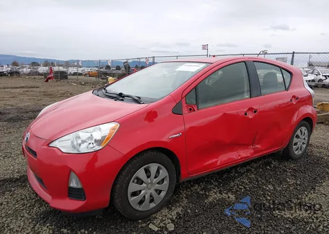 2014 Toyota Prius C Three из США, поврежденный, VIN JTDKDTB31E1076558